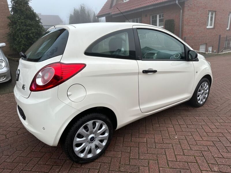 Gebraucht Ford Ka 69 PS (50 kW) 2013 Weiß Kleinwagen