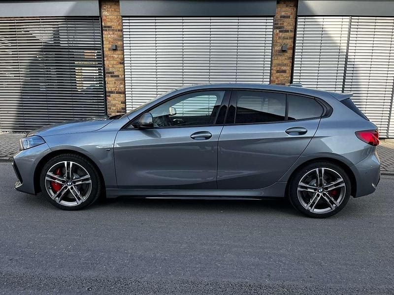 Gebraucht BMW 135 306 PS (225 kW) 2022 Skyscraper grau Kleinwagen