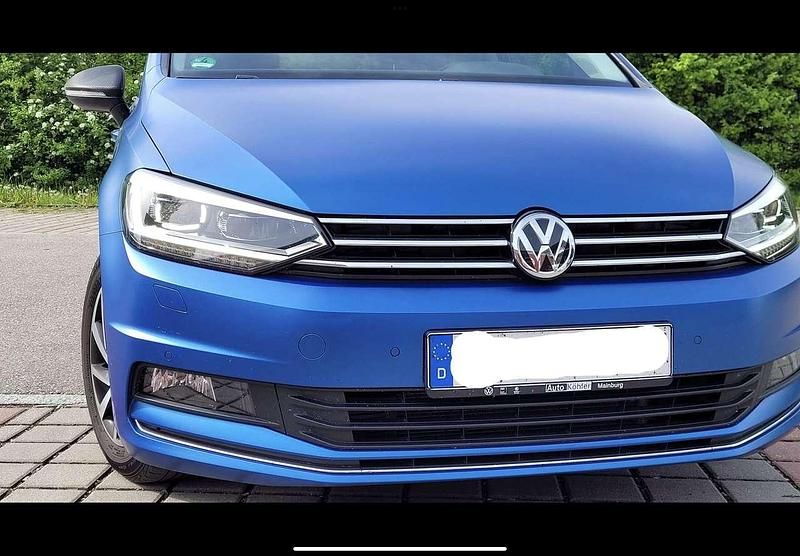 Gebraucht VW Touran Join 116 PS (85 kW) 2018 Blau Van / Kleinbus