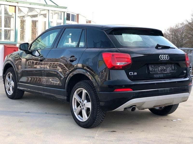 Gebraucht Audi Q2 116 PS (85 kW) 2017 Schwarz SUV