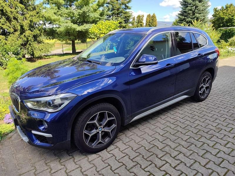 Blau Gebraucht 2016 BMW X1 xLine SUV | 12.200 € (Fairer Preis) - Bild 1/4