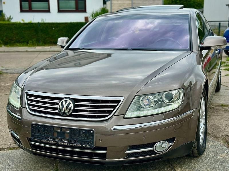 Gebraucht VW Phaeton 239 PS (175 kW) 2009 Grau Limousine