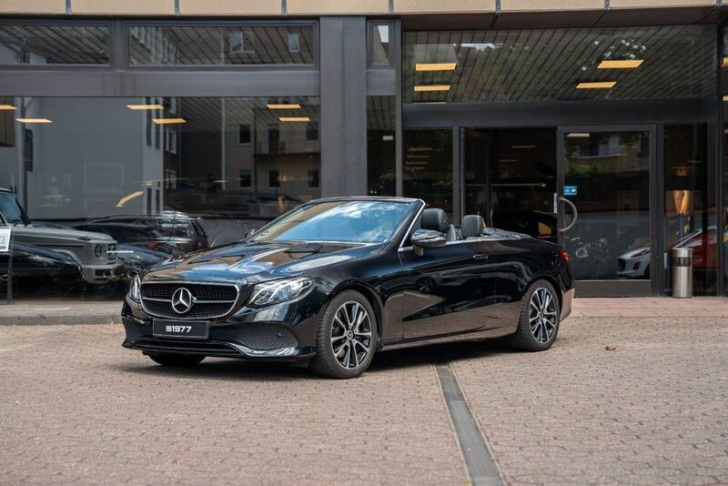 Schwarz Gebraucht 2018 Mercedes E200 Avantgarde Cabrio | 29.800 € (Fairer Preis) - Bild 1/4
