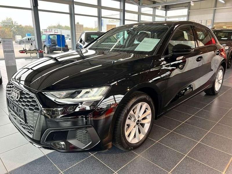 Schwarz Gebraucht 2022 Audi A3 Limousine | 23.490 € (Guter Preis) - Bild 1/4