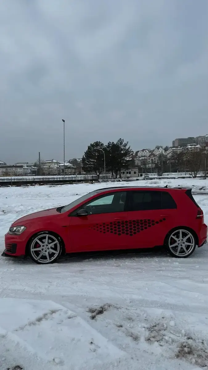 Gebraucht VW Golf VII GTI 220 PS (161 kW) 2016 Rot Kombi