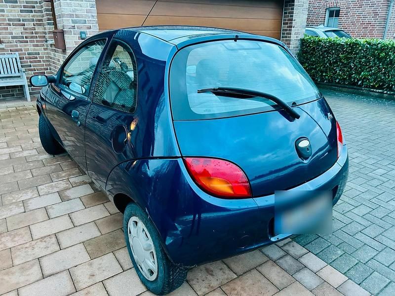 Second-hand Ford Ka 60 CP (44 kW) 2000 Albastru Hatchback