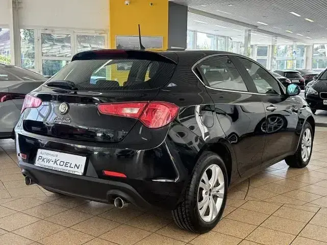 Gebraucht Alfa Romeo Giulietta Turismo 170 PS (125 kW) 2012 Schwarz Kleinwagen