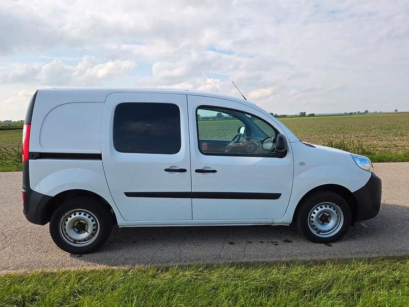 Gebraucht Renault Kangoo 95 PS (69 kW) 2020 Weiß Van / Kleinbus