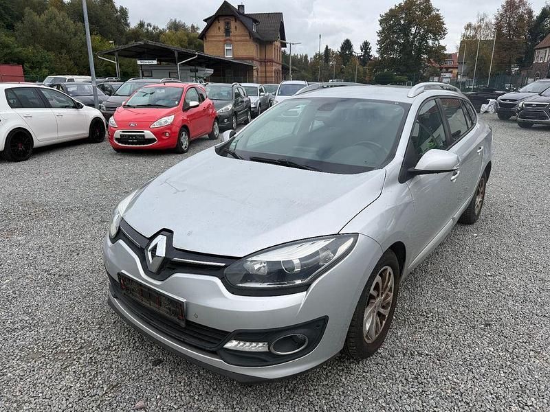 Grau Gebraucht 2014 Renault Mégane III Initiale Paris Limousine | 3.300 € (Guter Preis) - Bild 1/4