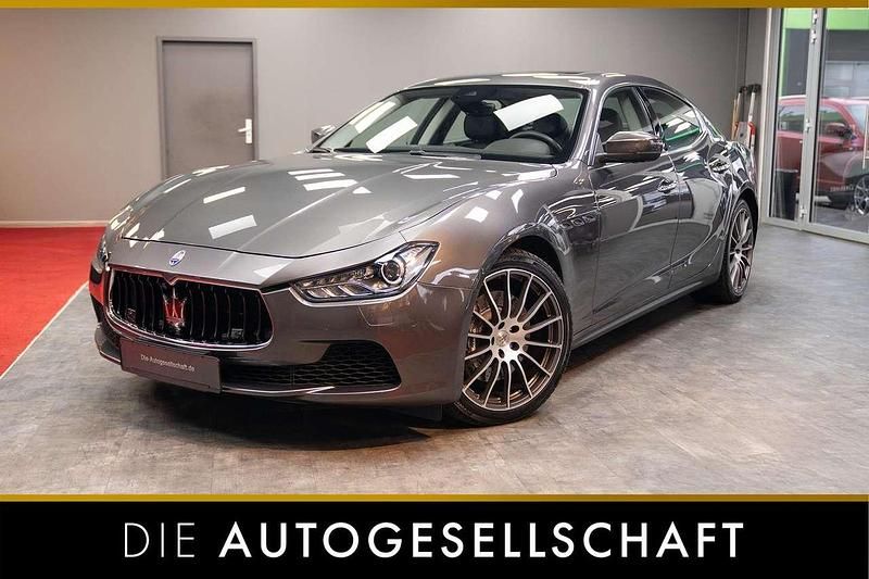 Grau Gebraucht 2017 Maserati Ghibli Coupé | 31.990 € (Fairer Preis) - Bild 1/2