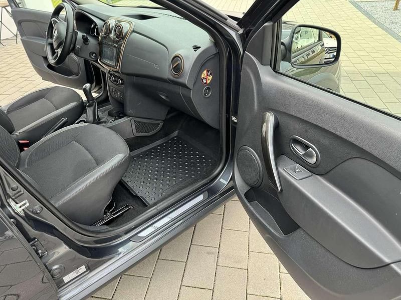 Gebraucht Dacia Sandero Stepway 90 PS (66 kW) 2017 Limousine