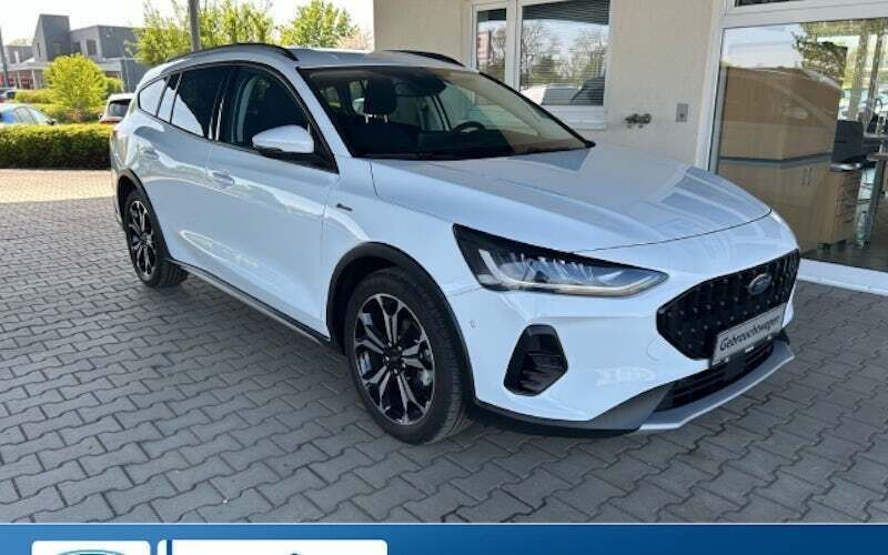 Frostweiß Gebraucht 2023 Ford Focus Active Kombi | 25.490 € (Fairer Preis) - Bild 1/4