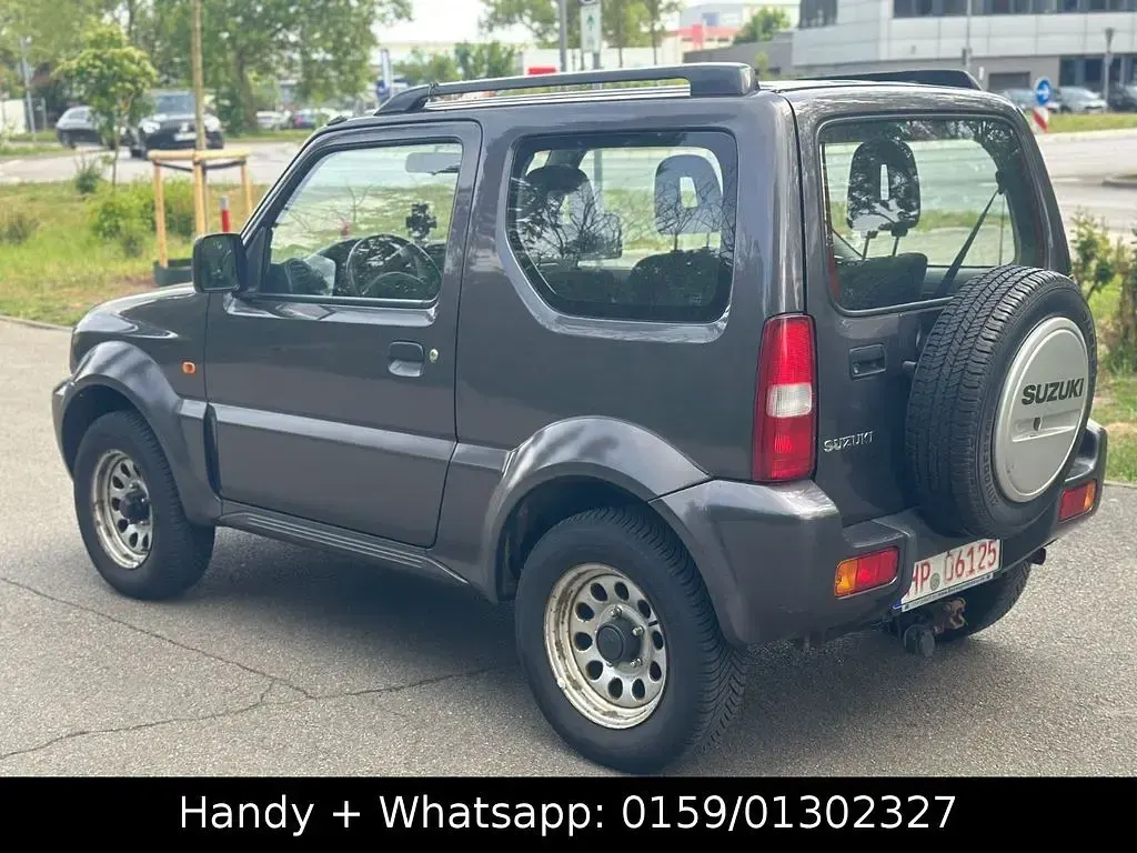 Occasion Suzuki Jimny 86 ch (63 kW) 2009 Gris SUV