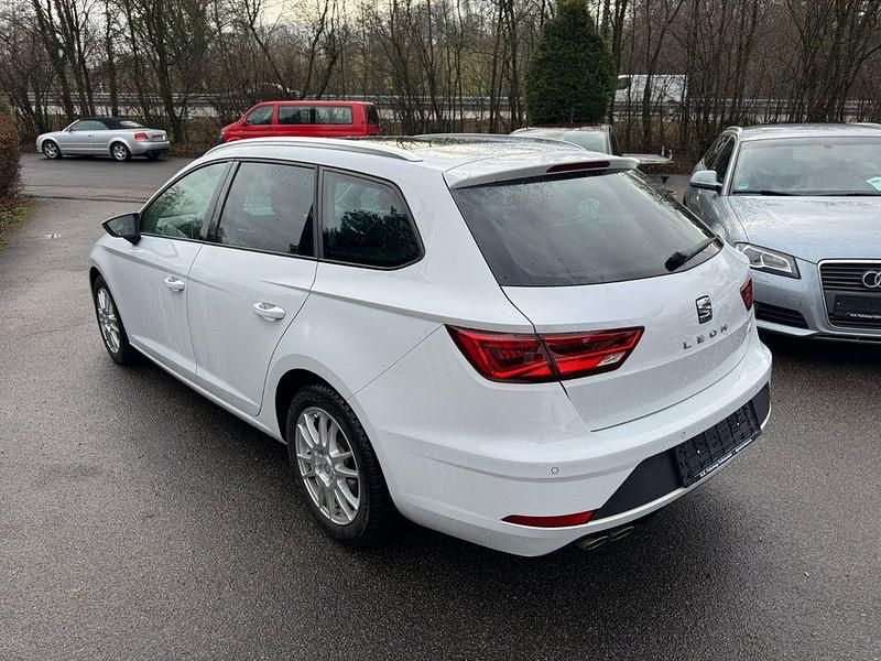 Gebraucht Seat Leon ST FR 150 PS (110 kW) 2017 "nevada" weiss Kombi
