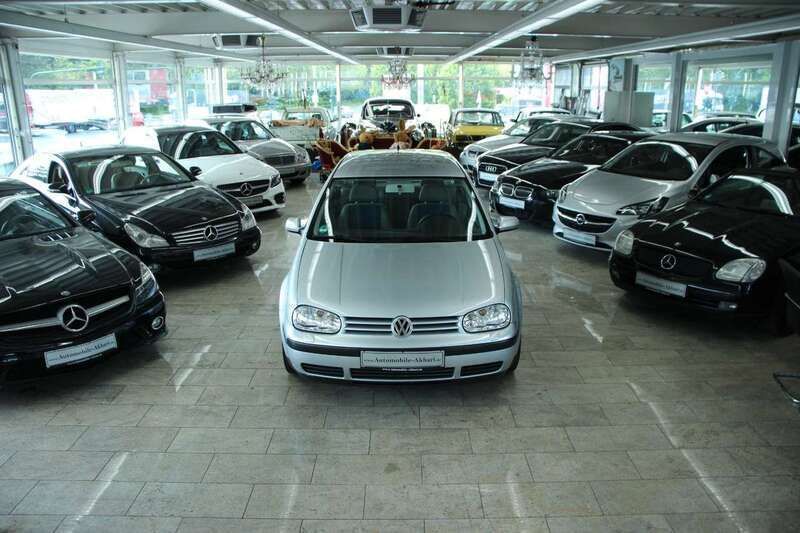 Grau Gebraucht 2000 VW Golf IV Limousine | 2.990 € (Fairer Preis) - Bild 1/4