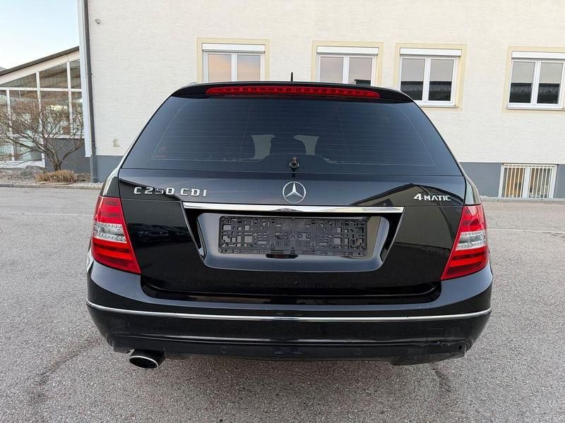 Gebraucht Mercedes C250 204 PS (150 kW) 2013 Schwarz Limousine
