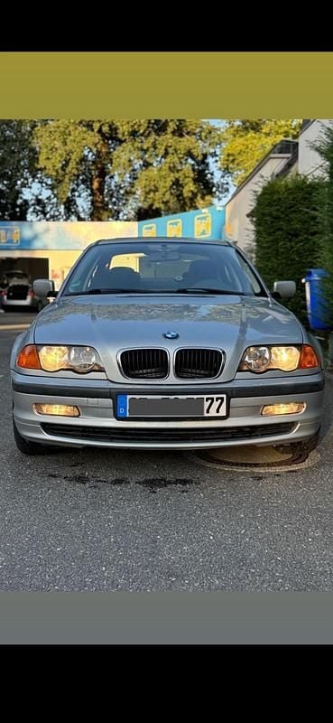 Silber Gebraucht 1999 BMW 316 Limousine | 1.500 € - Bild 1/4