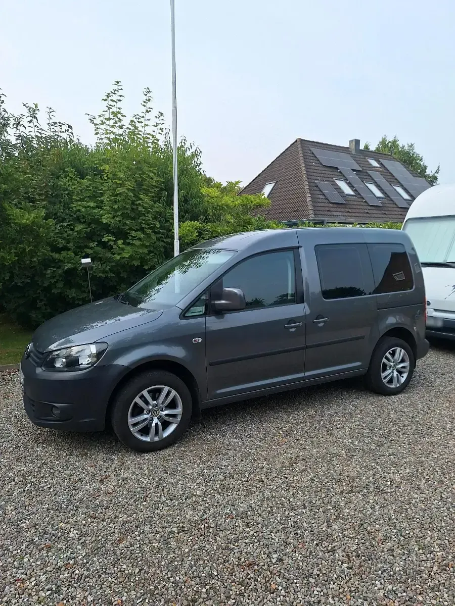 Gebraucht VW Caddy 86 PS (63 kW) 2011 Grau Van / Kleinbus