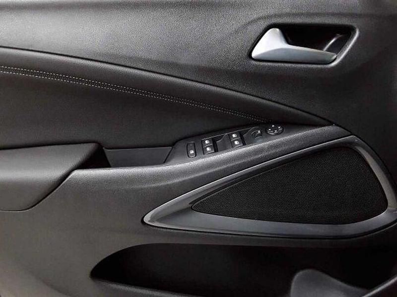 Gebraucht Opel Crossland X Elegance 110 PS (80 kW) 2024 Karbon schwarz metallic SUV