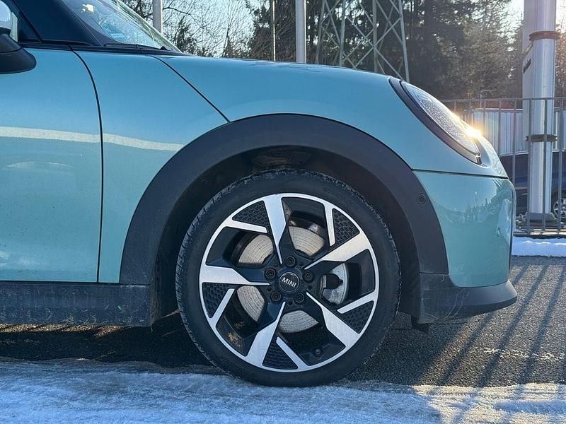 Gebraucht Mini Cooper Classic 156 PS (114 kW) 2024 Ocean wave green (metallic) Kleinwagen