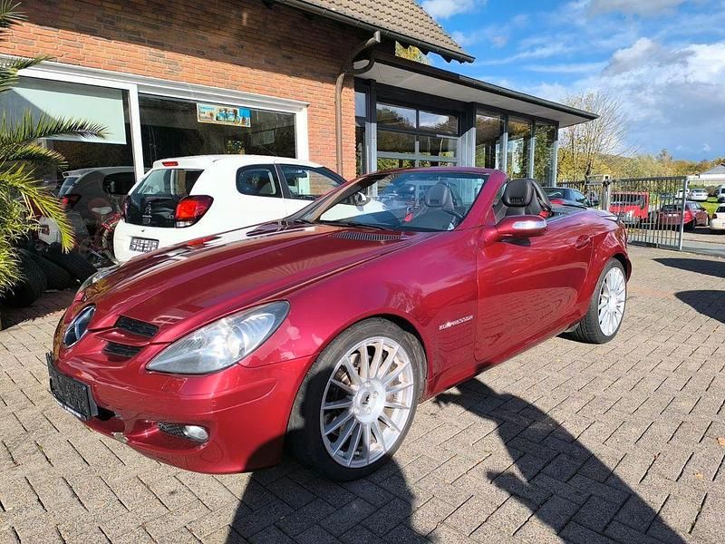 Rot Gebraucht 2008 Mercedes SLK200 Sport Edition Cabrio | 6.700 € (Guter Preis) - Bild 1/4