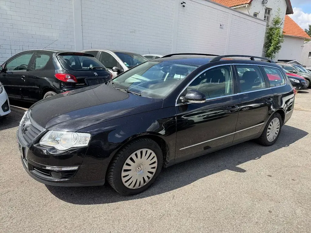 Gebraucht VW Passat Comfortline 110 PS (80 kW) 2010 Schwarz Kombi