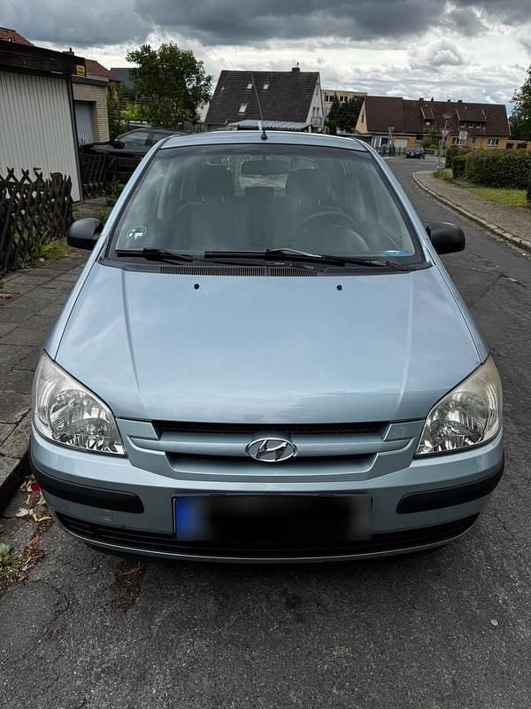 Second-hand Hyundai Getz 63 CP (46 kW) 2004 Albastru Hatchback