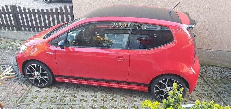 Gebraucht VW up! Beats 116 PS (85 kW) 2019 Rot Kleinwagen