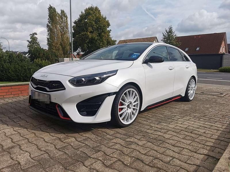 Gebraucht 2022 Kia ProCeed Kleinwagen | 24.490 € (Guter Preis) - Bild 1/4