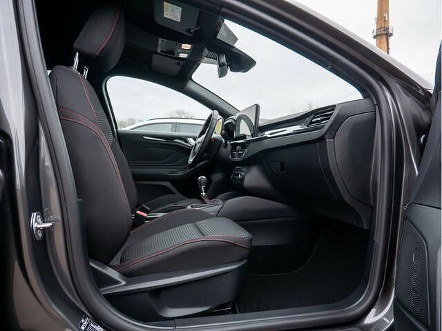 Neu Ford Focus ST-Line 125 PS (91 kW) 2025 Grau Limousine