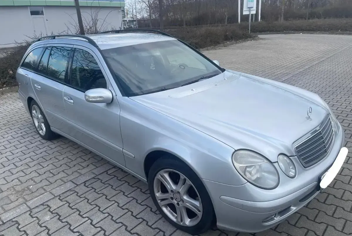 Brugt Mercedes E280 2006 Sølv Stationcar