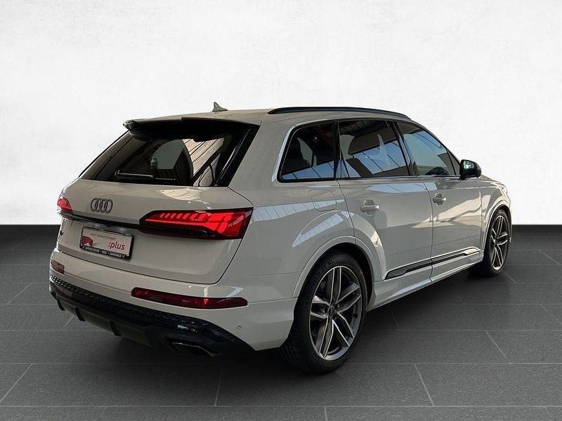 Gebraucht Audi Q7 S-Line 394 PS (289 kW) 2024 Weiss SUV