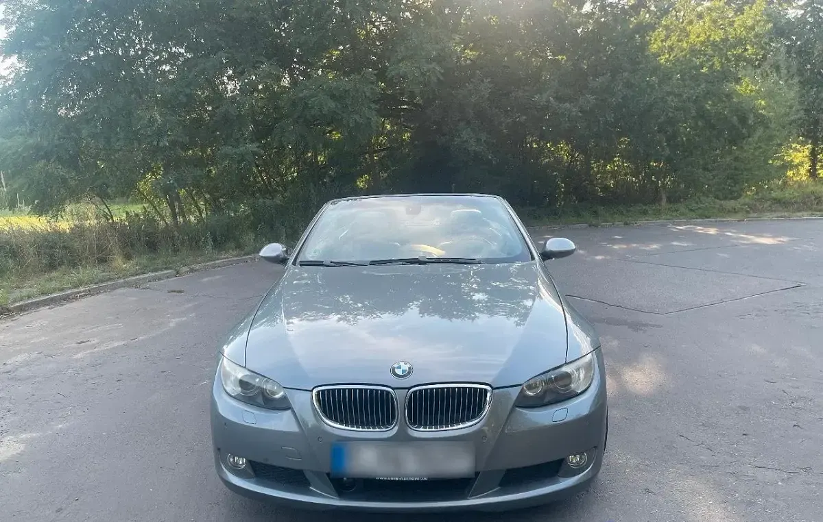 Gebraucht BMW 325 Cabriolet Comfort Edition 218 PS (160 kW) 2008 Grau Cabrio