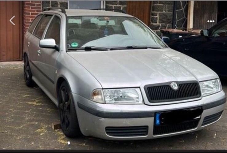 Silber Gebraucht 2004 Skoda Octavia Kombi | 999 € (Superpreis) - Bild 1/1