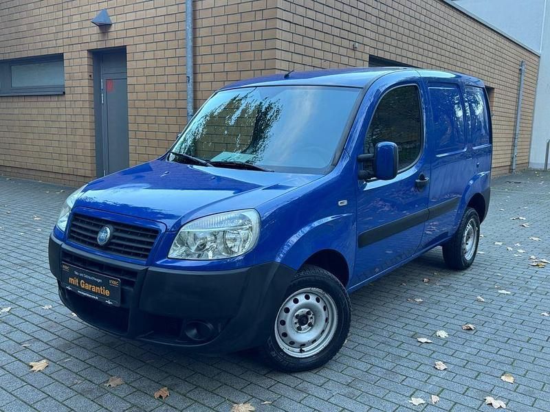Blau Gebraucht 2006 Fiat Doblò Van / Kleinbus | 4.850 € (Fairer Preis) - Bild 1/4
