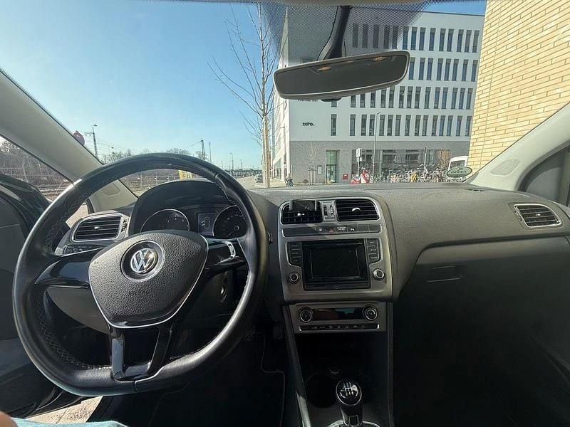 Usado VW Polo LOUNGE 60 HP (44 kW) 2015 Preto Citadino