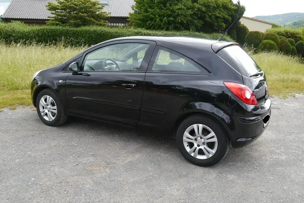Gebraucht Opel Corsa 80 PS (58 kW) 2007 Schwarz Kleinwagen