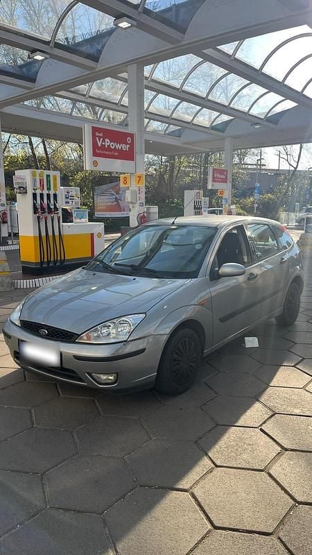 Gebraucht Ford Focus 101 PS (74 kW) 2004 Grau Limousine