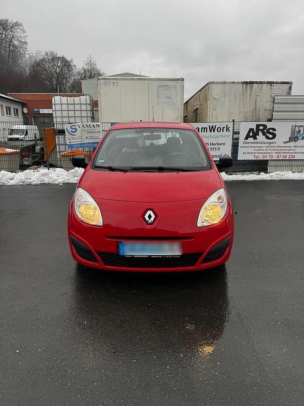Rot Gebraucht 2010 Renault Twingo Kleinwagen | 1.750 € (Guter Preis) - Bild 1/4