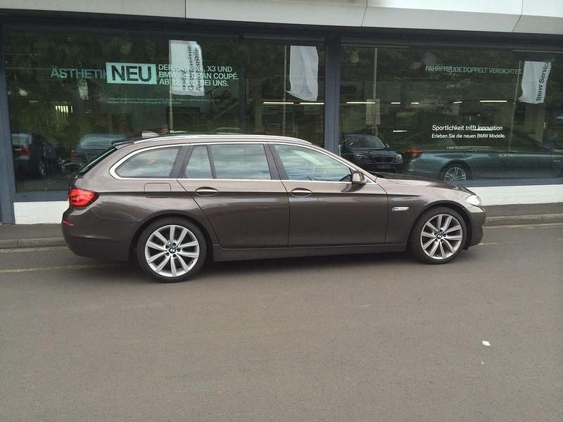 Gebraucht BMW 520 184 PS (135 kW) 2013 Kombi