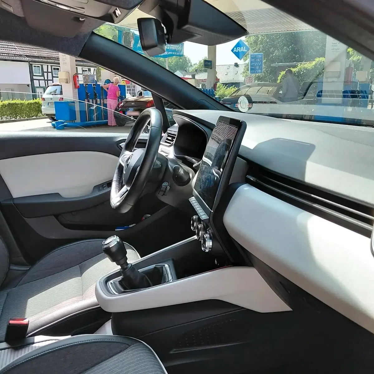 Gebraucht Renault Clio V 140 PS (102 kW) 2022 Orange Kleinwagen