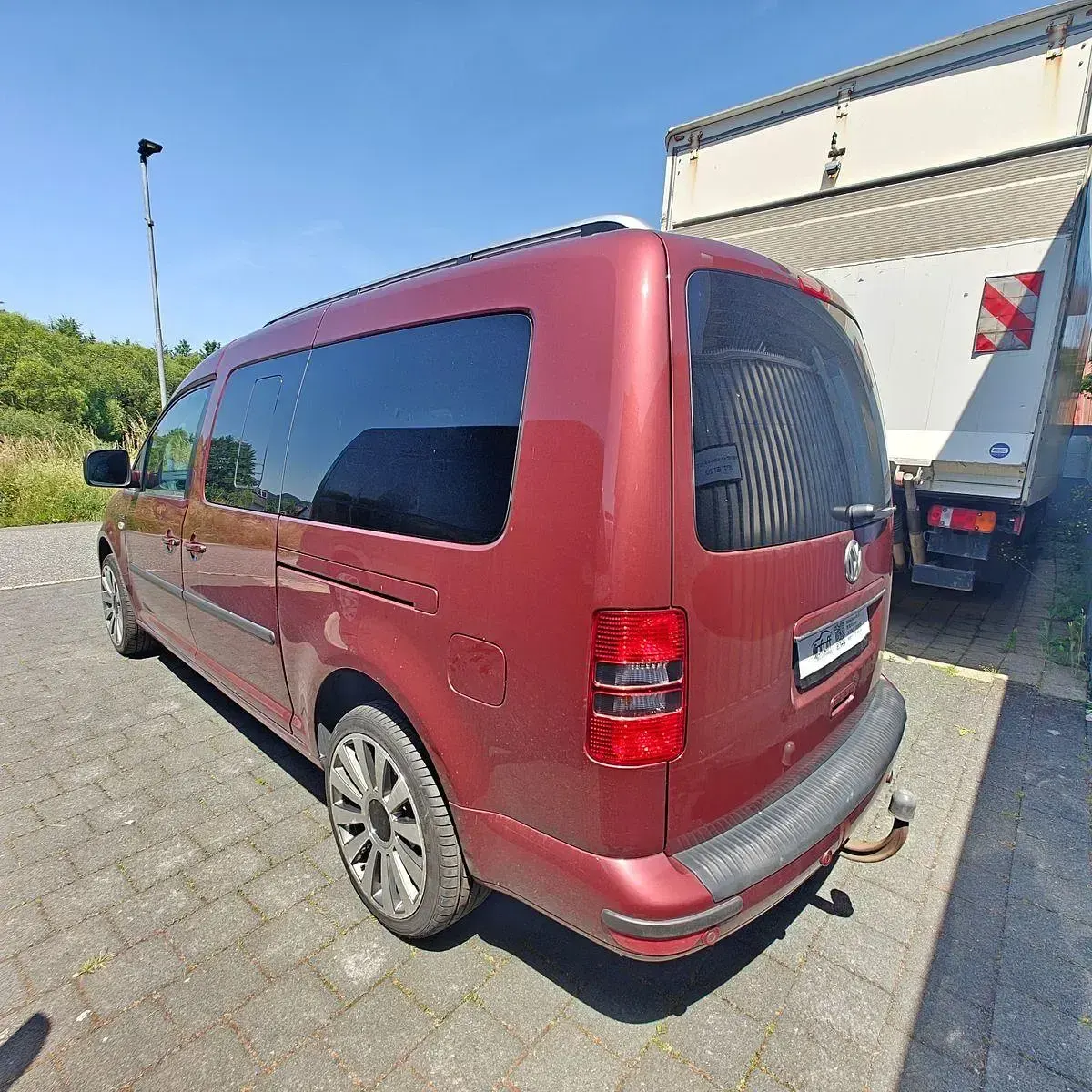 Gebraucht VW Caddy Highline 105 PS (77 kW) 2011 Rot Van / Kleinbus