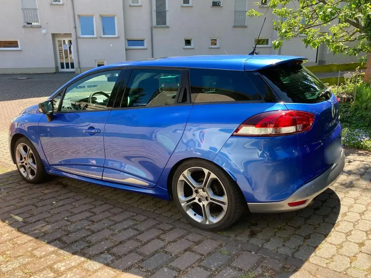 Gebraucht Renault Clio GrandTour GT 120 PS (88 kW) 2014 Blau Kombi