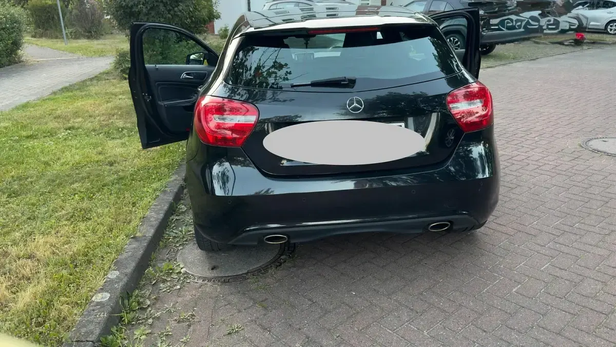 Gebraucht Mercedes A180 2014 Schwarz Kleinwagen