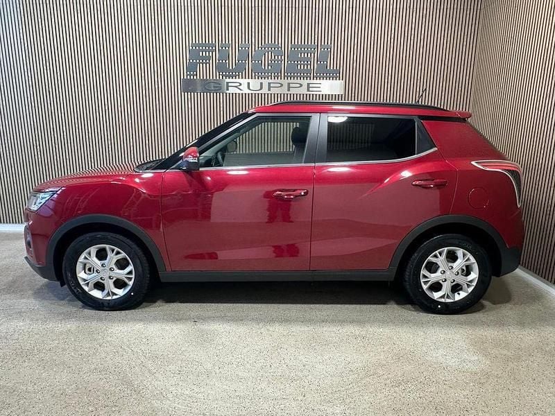 Gebraucht Ssangyong (KGM) Tivoli Quartz 163 PS (119 kW) 2023 Cherry red SUV