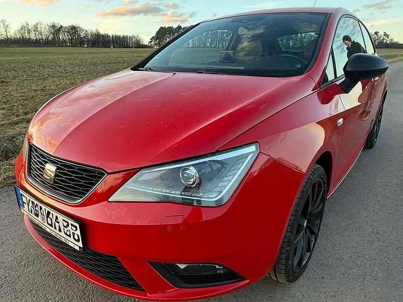 Gebraucht Seat Ibiza 105 PS (77 kW) 2014 Rot Limousine