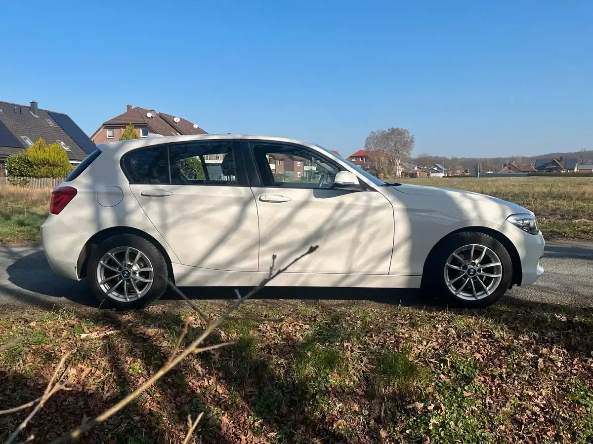 Second-hand BMW 116 109 CP (80 kW) 2016 Alb Hatchback