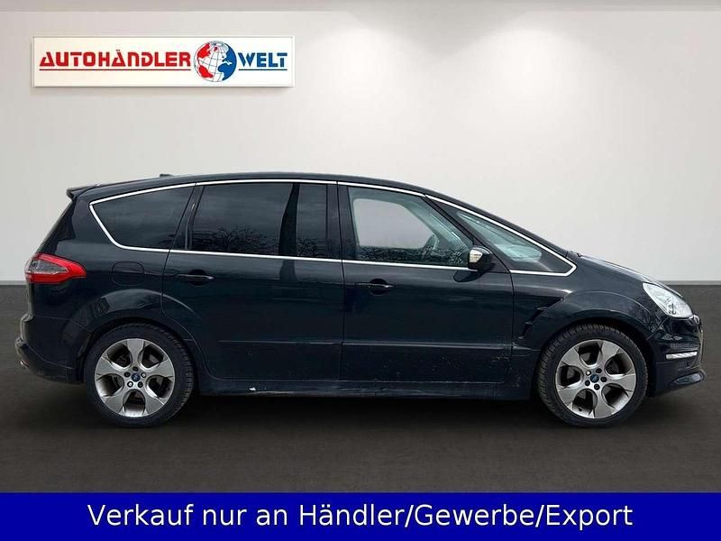 Usado Ford S-MAX Titanium S 200 HP (147 kW) 2011 Preto Monovolume