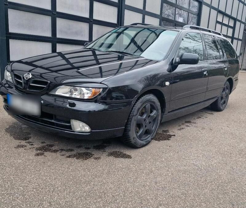 Schwarz Gebraucht 2000 Nissan Primera Kombi | 2.500 € - Bild 1/4