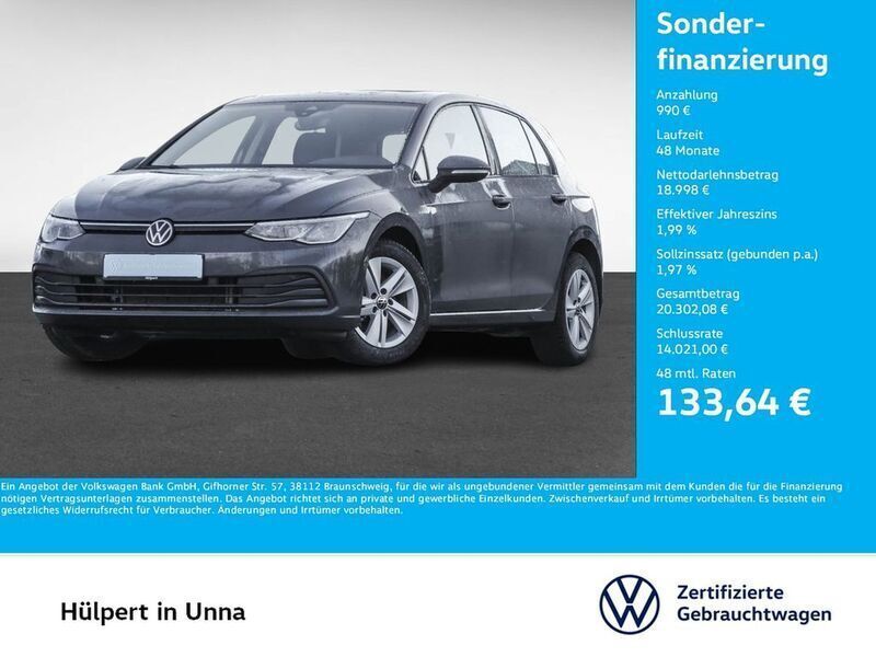 Delfingrau metallic Gebraucht 2024 VW Golf VIII Life Limousine | 19.988 € (Superpreis) - Bild 1/4